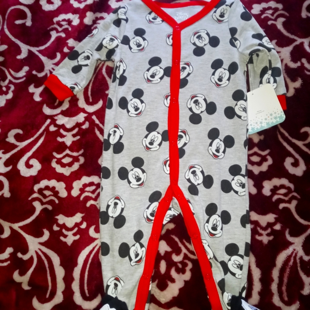 Disney Baby Mickey Mouse sleeper 6/9 months